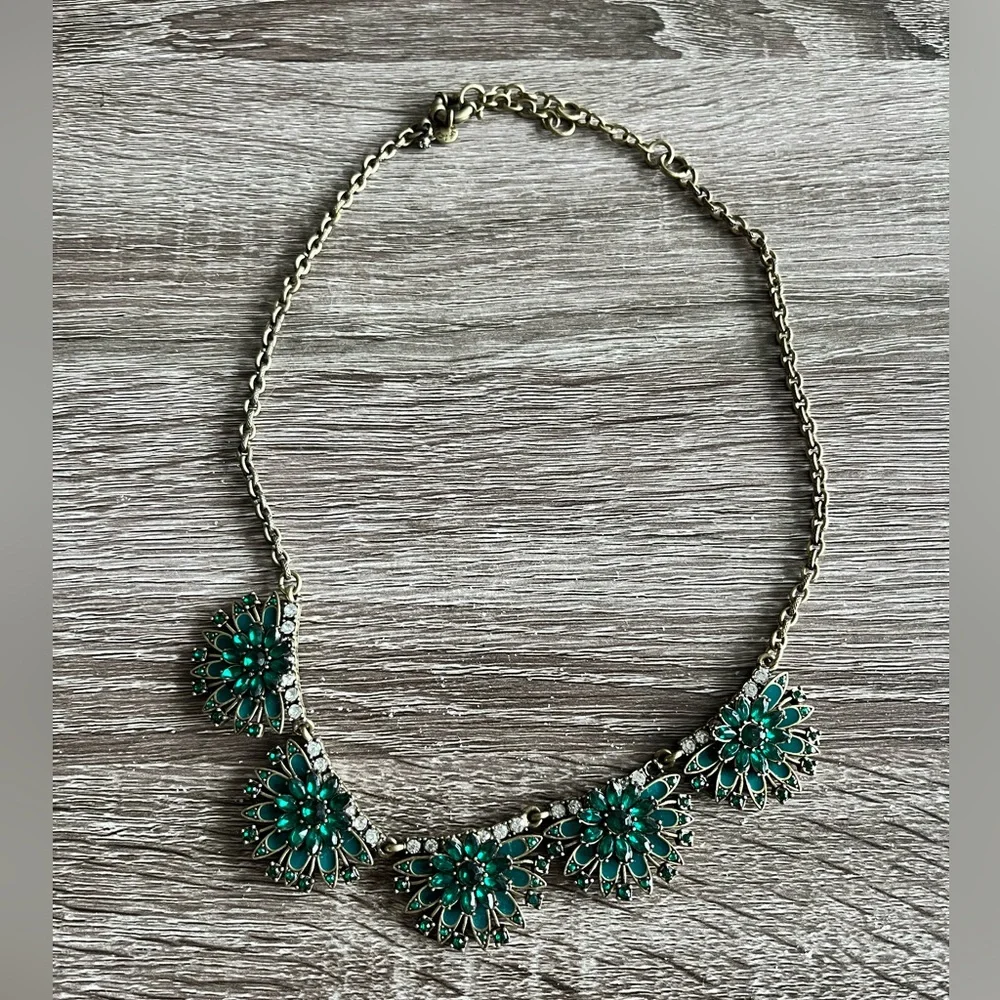 J Crew Emerald green Statement necklace - Picture 1 of 3